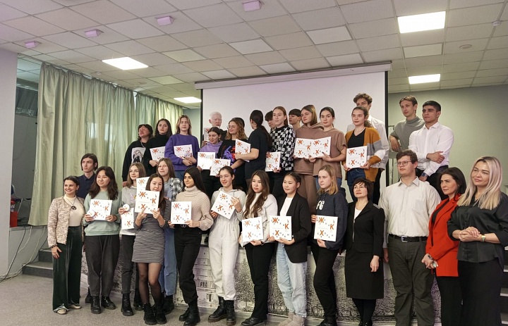 26 ноября, студенты второго курса приняли участие в киберспортивном турнире по обучающий игре "ЖЭКА: Урбанистика".