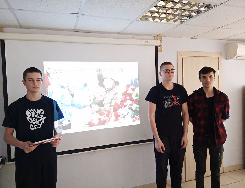 Песни в солдатских шинелях