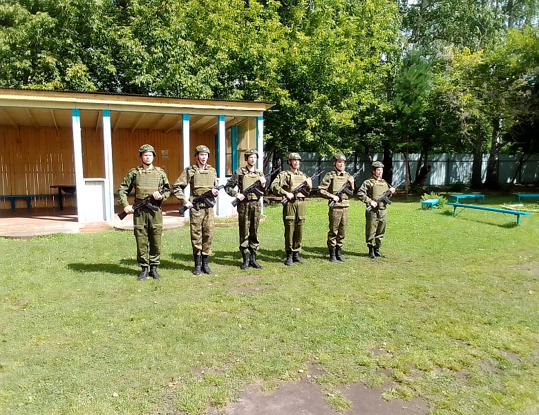 Традиционная летняя профильная патриотическая смена "Служу Отечеству".