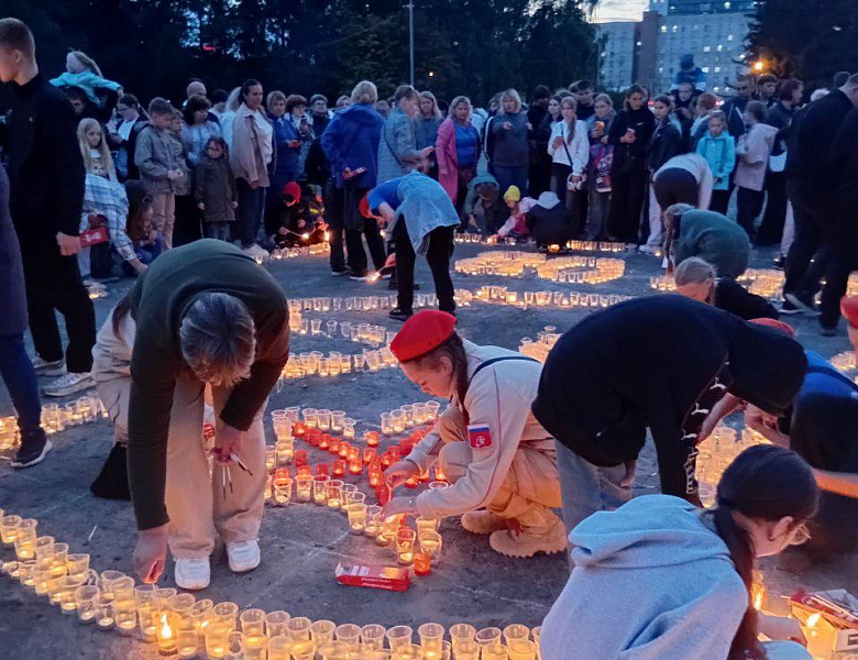 В продолжении памятной даты студенты НАСК почтили память жертв Беслана