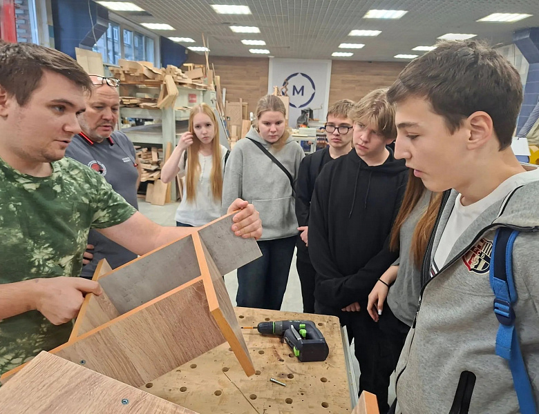 Новосибирский архитектурно-строительный колледж (НАСК) провёл Единый день открытых дверей: более 300 школьников погрузились в мир современных строительных профессий 17 октября 2026 г. 