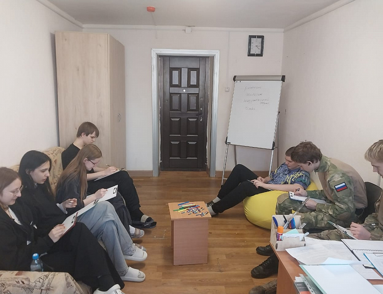 В общежитии Новосибирского архитектурно-строительного колледжа с 21 апреля по 25 апреля прошла Неделя психологии.