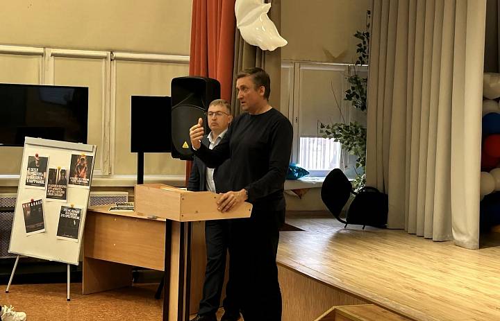 Новосибирский архитектурно-строительный колледж провёл серию профориентационных встреч для школьников и их родителей.
