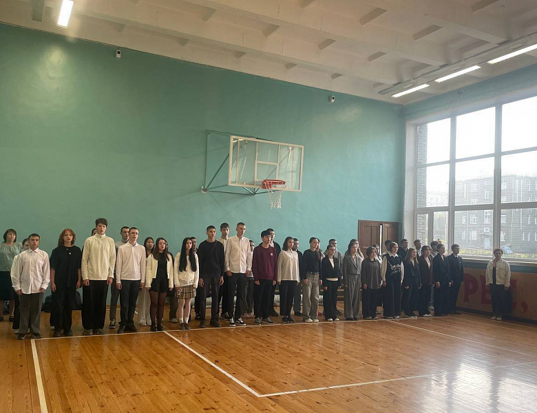 Первый подъём флага в этом учебном году!