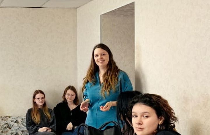 Очередное занятие на сплочение, умение работать в команде, развитие коммуникативных навыков.