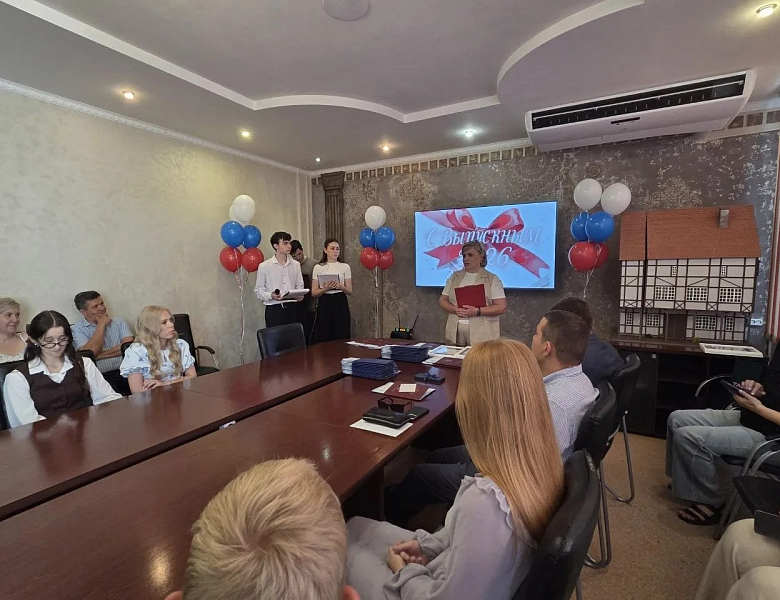 Новая смена профессионалов: в Новосибирском архитектурно-строительном колледже состоялся торжественный выпуск