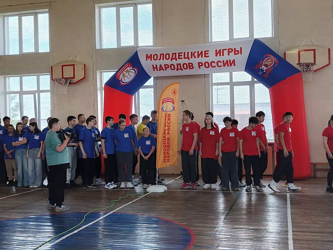 Студенты Новосибирского архитектурно-строительного колледжа блеснули на «Молодецких играх народов России»