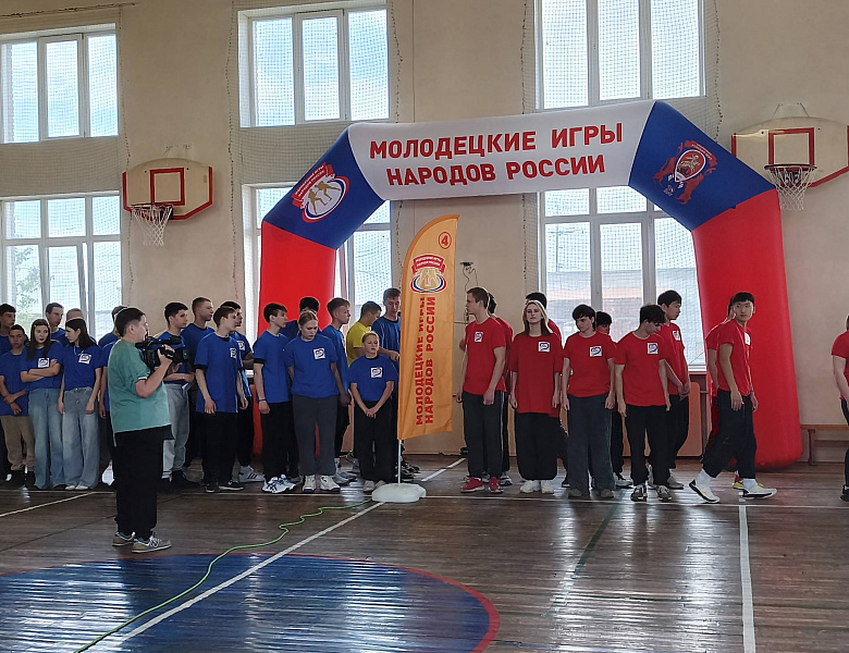 Студенты Новосибирского архитектурно-строительного колледжа блеснули на «Молодецких играх народов России»