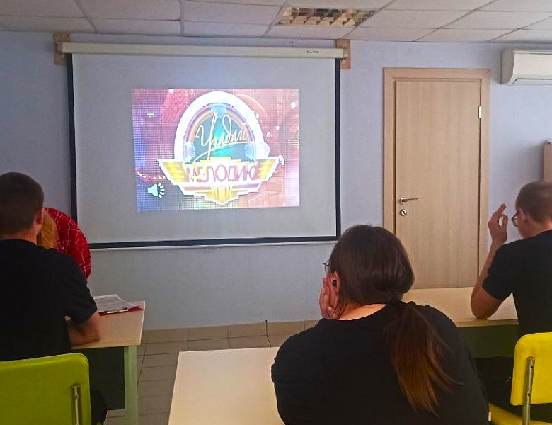 Песни в солдатских шинелях