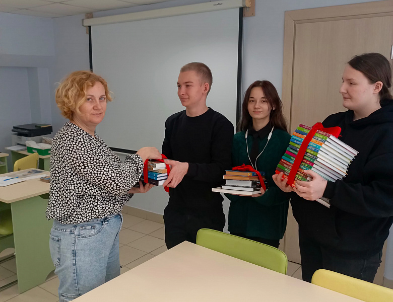 Девятая общероссийская акция «Дарите книги с любовью»